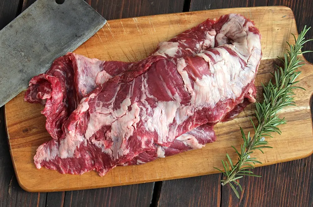 Skirt Steak Roulade - XXL-Roulade aus dem Dutch Oven 1 Deutsches Wagyu Skirt Steak