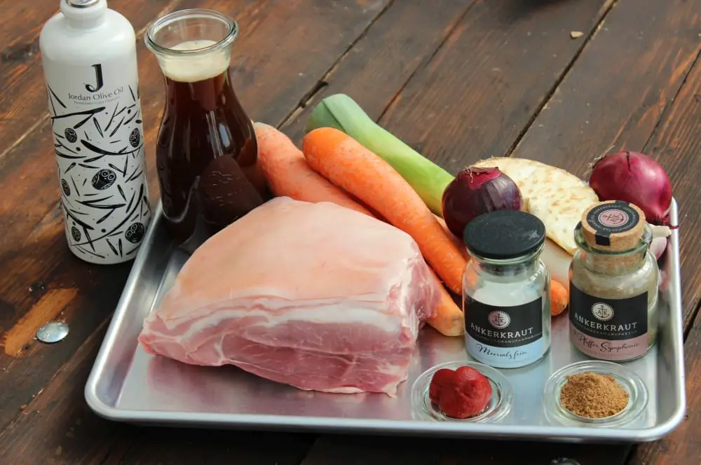 Schäufele vom Drehspieß - Rezept für fränkisches Schäufele 1 Alle Zutaten für Schäufele vom Drehspieß auf einen Blick