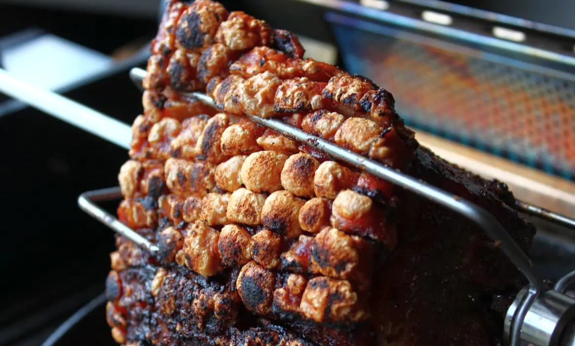 Schäufele vom Drehspieß - Rezept für fränkisches Schäufele