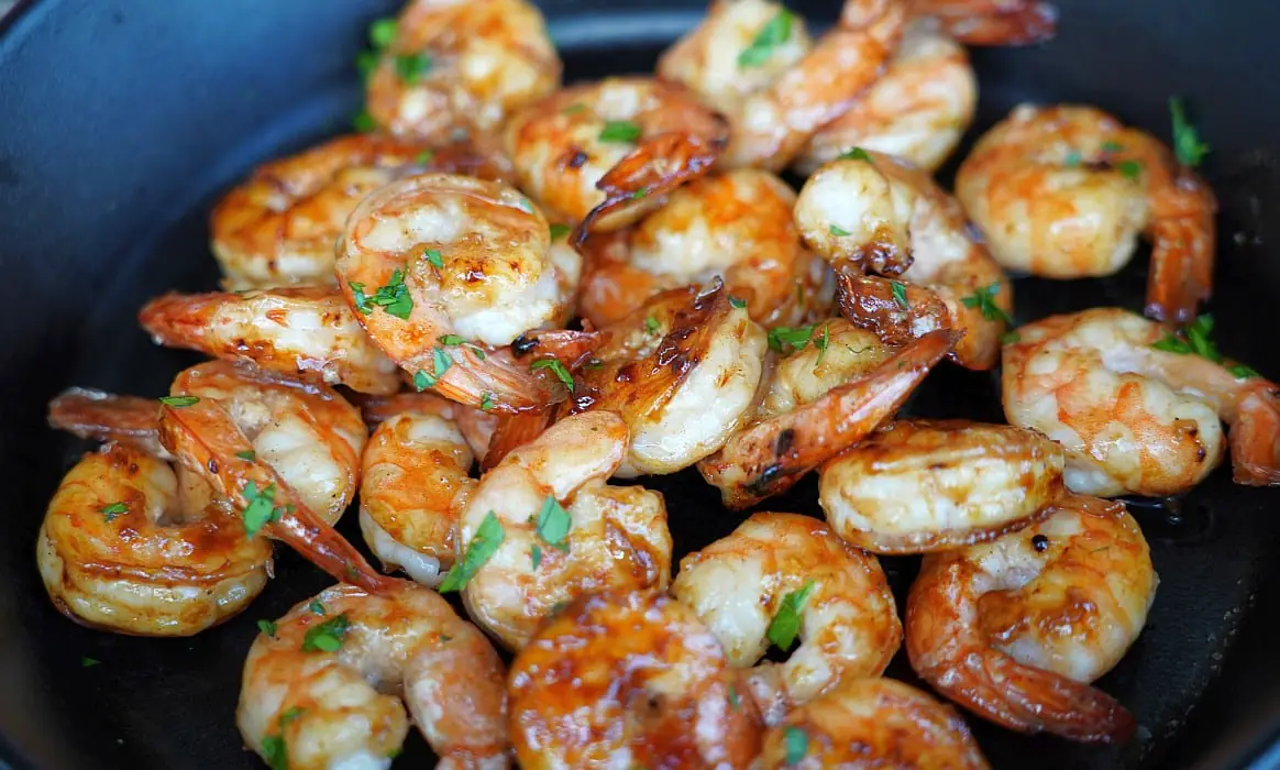 Honey Garlic Shrimps - Garnelen mit Honig-Knoblauch-Sauce | BBQPit.de