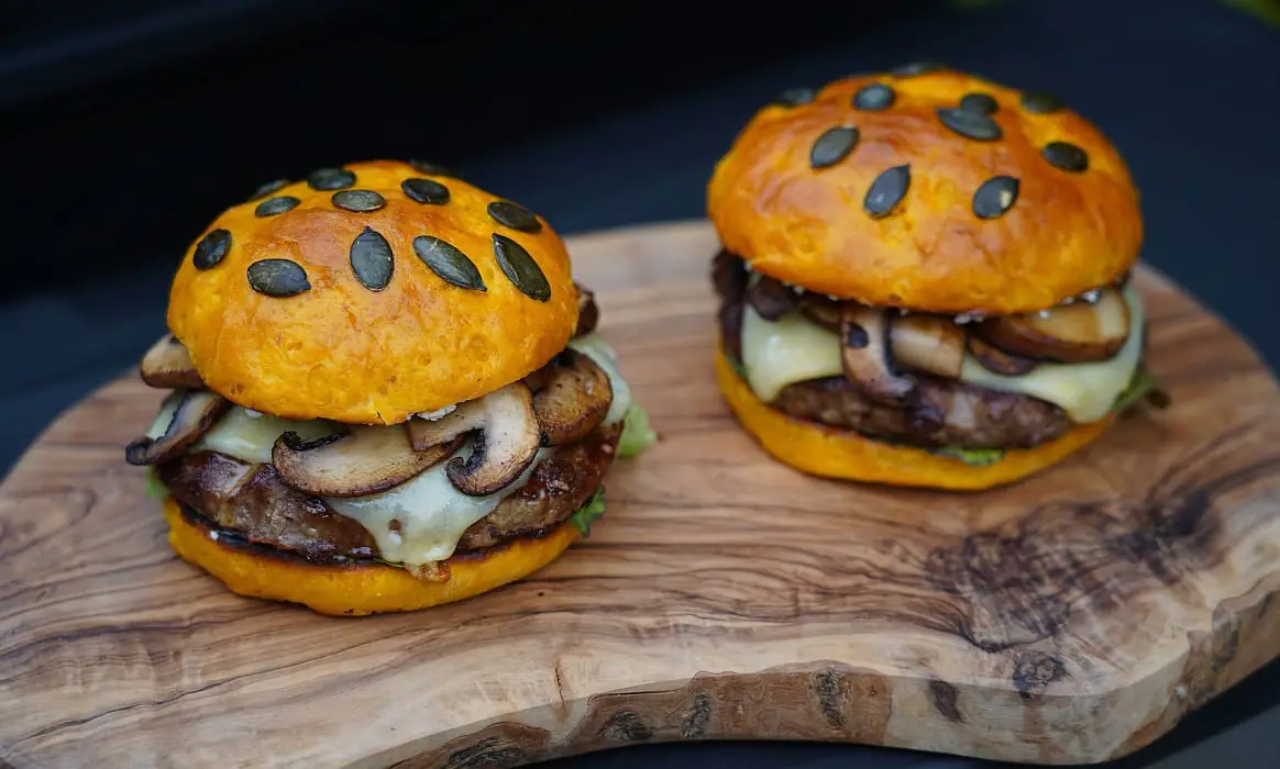 Wildburger im Kürbis-Bun | BBQPit.de