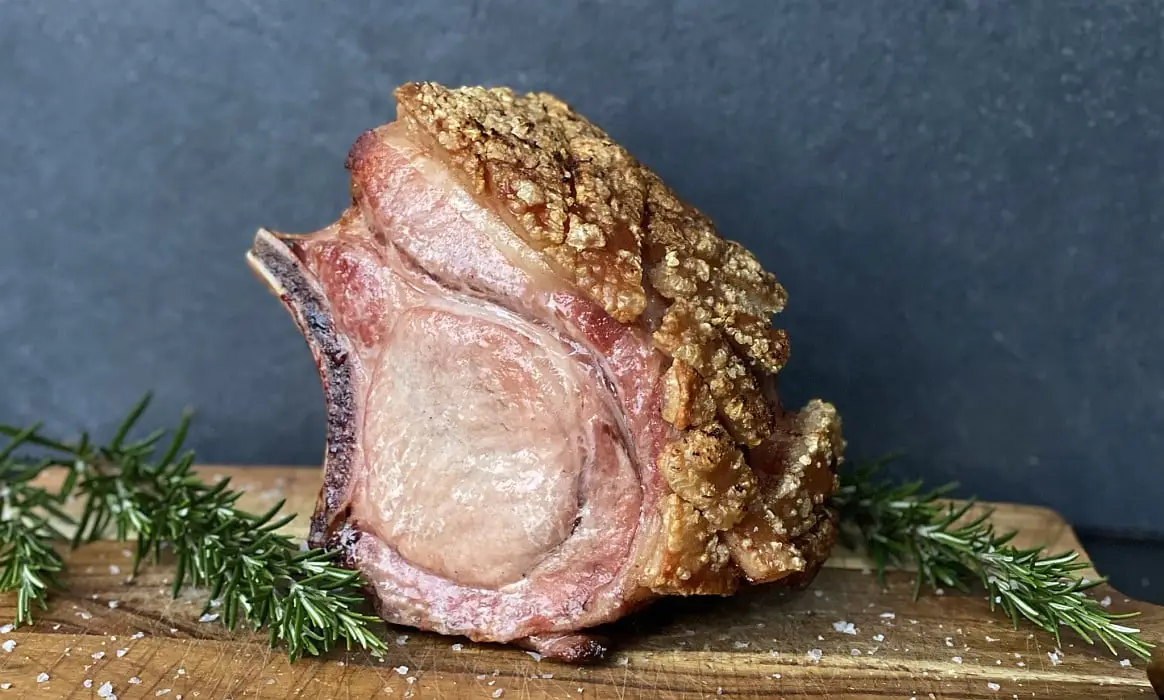 Kotelettbraten vom Schwarzwälder Kräuterschwein | BBQPit.de