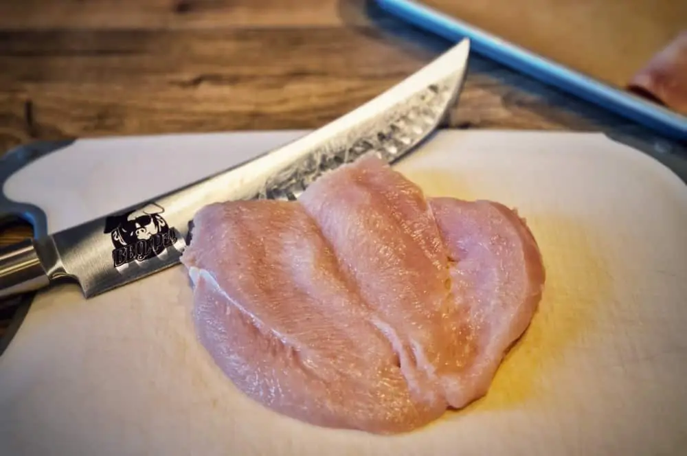 Hähnchen Cordon Bleu 2 Das Hähnchenbrustfilet wird im Schmetterlingsschnitt aufgeschnitten