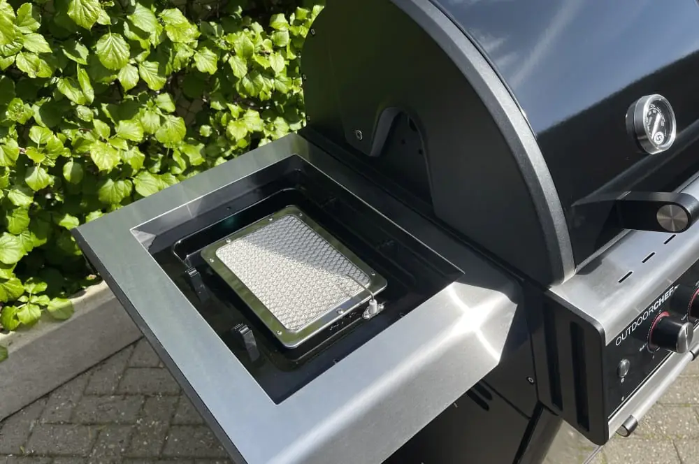 Outdoorchef Blazing Zone - Infrarot-Keramikbrenner für Dualchef-Serie 5 Die Blazing Zone wird in den Seitentisch eingelegt