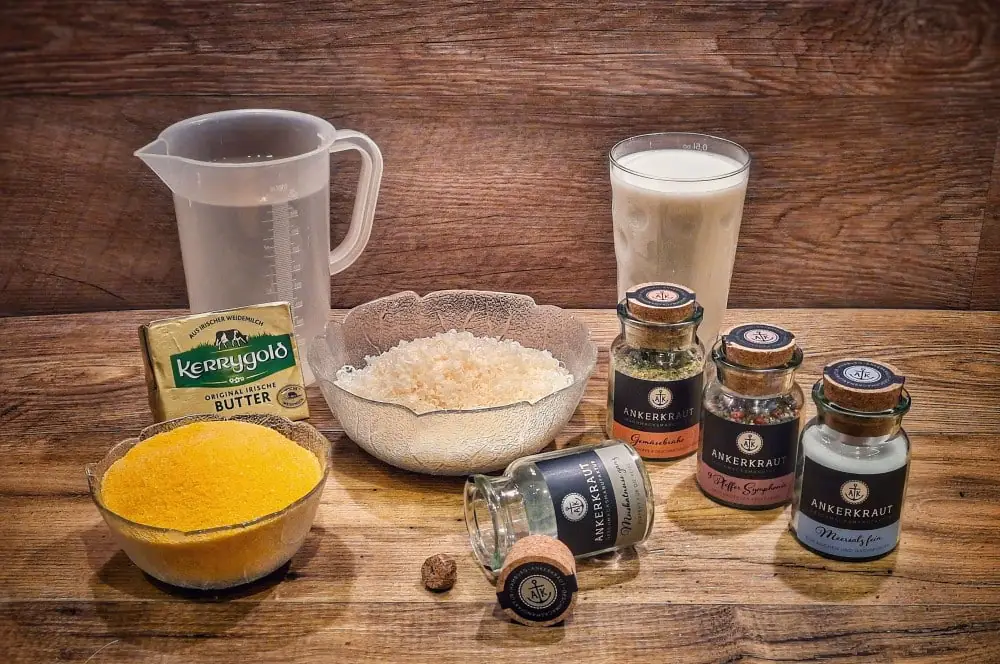 Alle Zutaten für Polenta auf einen Blick