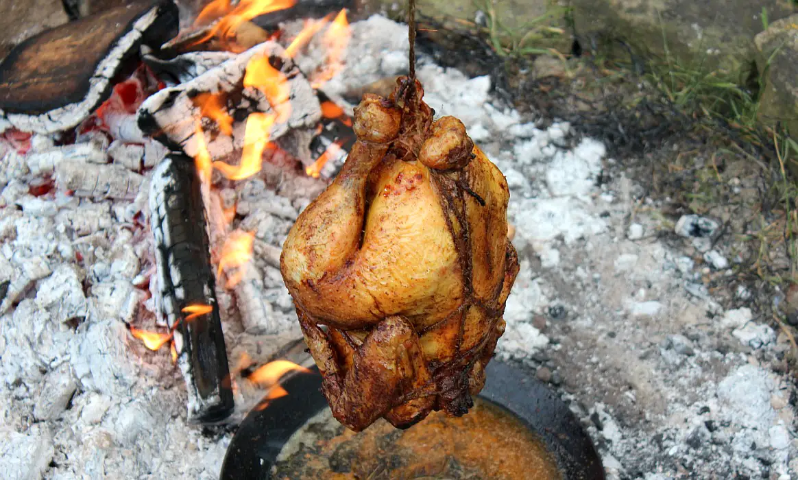 Hanging Roasted Chicken - Hähnchen am Lagerfeuer grillen