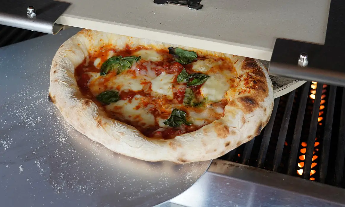 Neapolitanischer Pizzateig - So gelingt er perfekt! 15 Neapolitanische Pizza Margherita