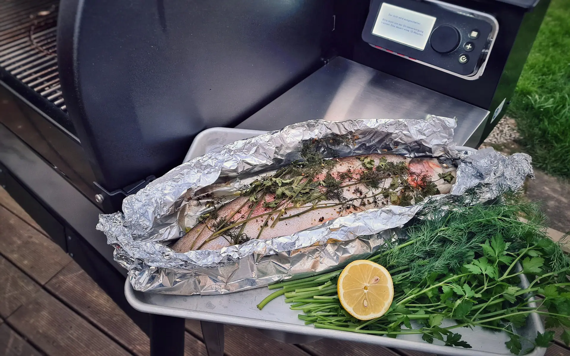 Gesmokte Forelle vom Pelletgrill | BBQPit.de