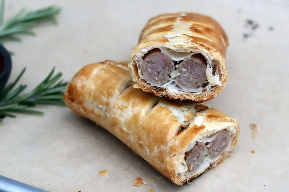 Wurstbrötchen - Wurst im Blätterteigmantel 6 Wurst im Blätterteig