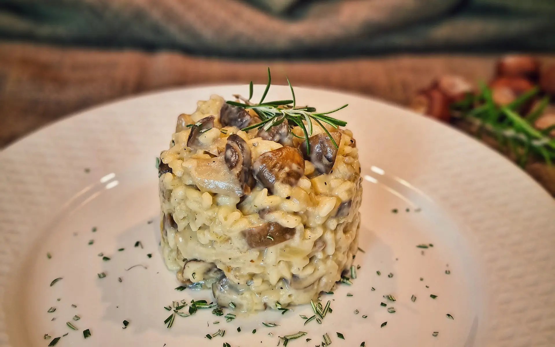 Pilz-Risotto mit Maronen, Champignons und Kräuterseitlingen