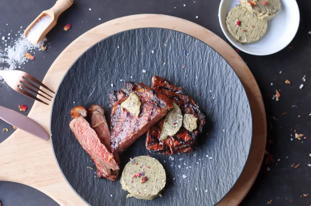 Rumpsteak mit Heubutter 8 Rumpsteak mit Heubutter