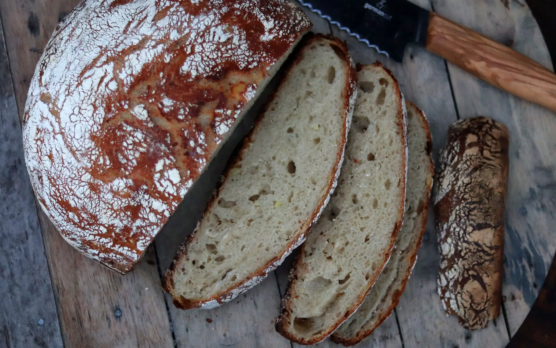 Kartoffelbrot - Rezept für fluffiges & saftiges Brot mit wenig Hefe