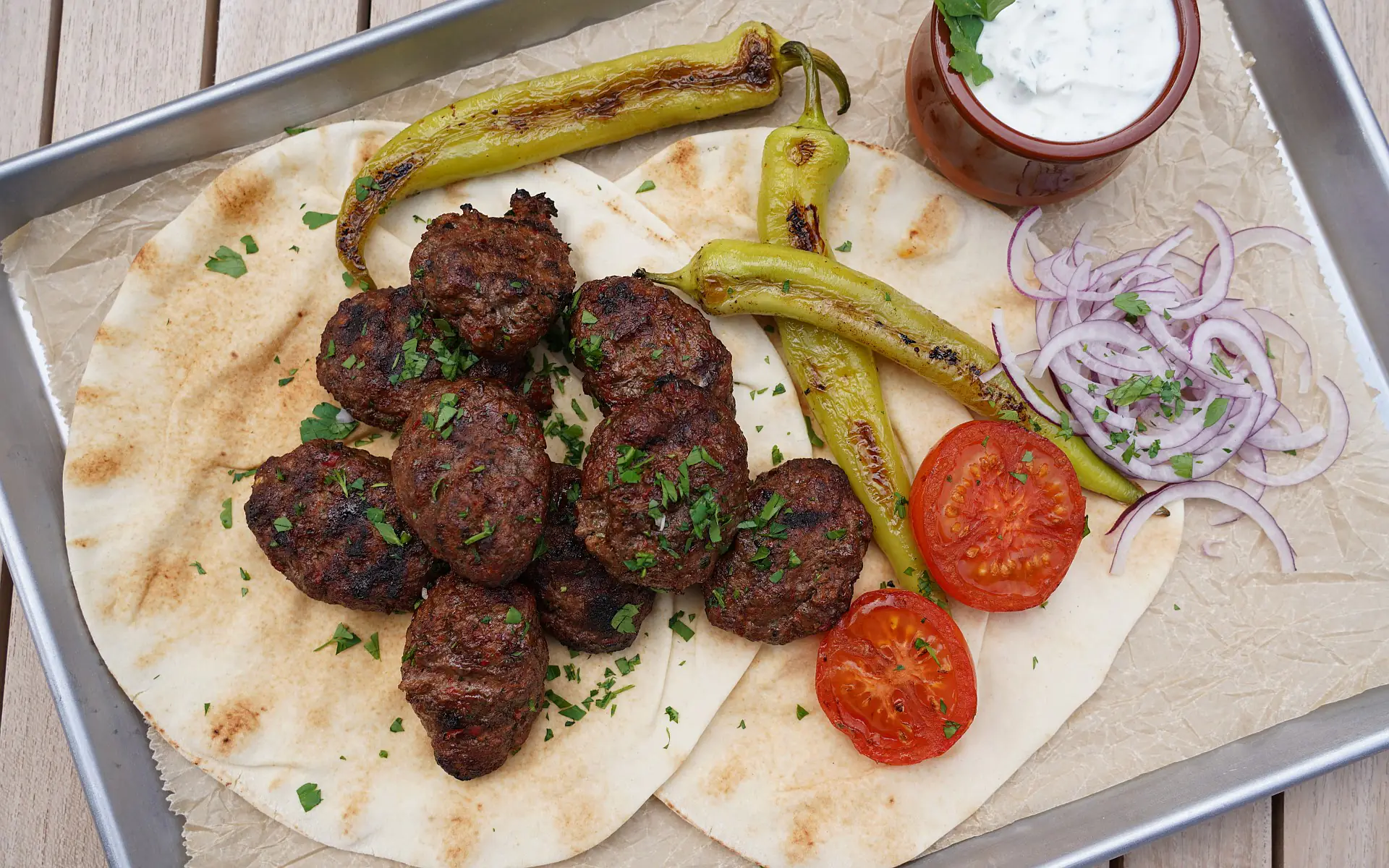 Köfte - Original-Rezept für die türkischen Frikadellen | BBQPit.de