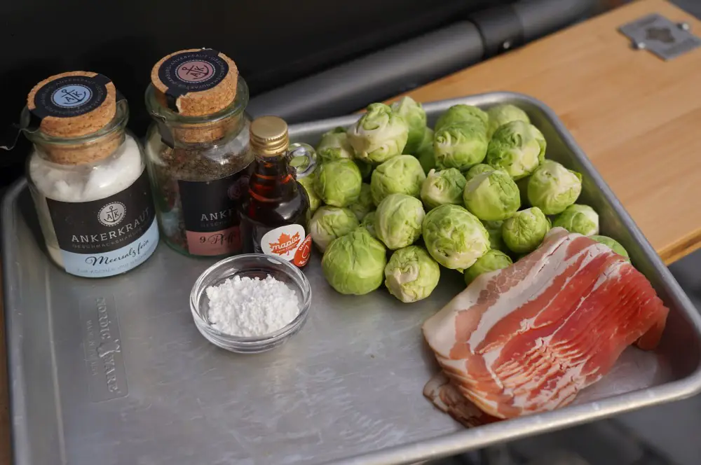 Karamellisierter Rosenkohl mit Bacon und Ahornsirup 1 Alle Zutaten für karamellisierten Rosenkohl auf einen Blick