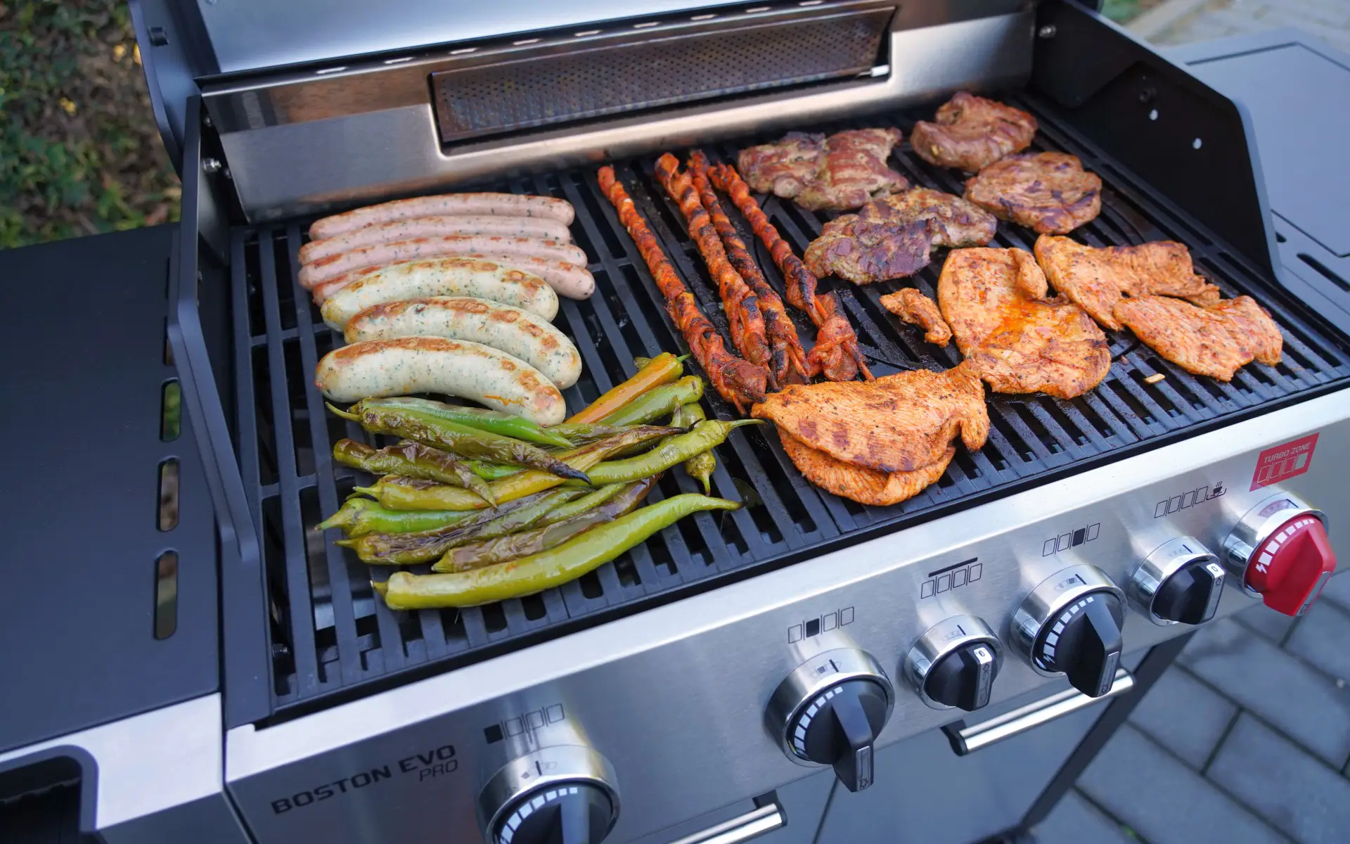 Enders Gasgrill Boston EVO Pro 4 SIKR Turbo - Der ALDI-Grill im Test enders gasgrill monroe black pro-Enders Gasgrill Boston EVO Pro 4 SIKR Turbo Aldi Grill-Enders Gasgrill Monroe Black Pro 3 IK Turbo im Test