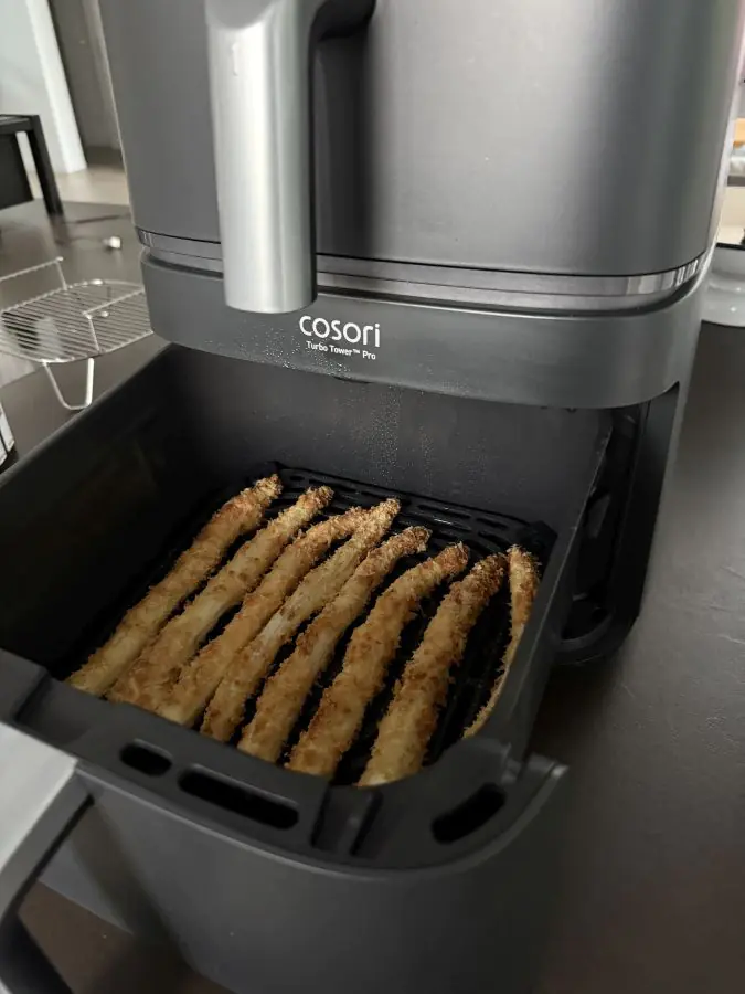 Knuspriger Panko-Parmesan-Spargel 6 Der knusprige Panko-Parmesan-Spargel ist nach 12 Minuten fertig