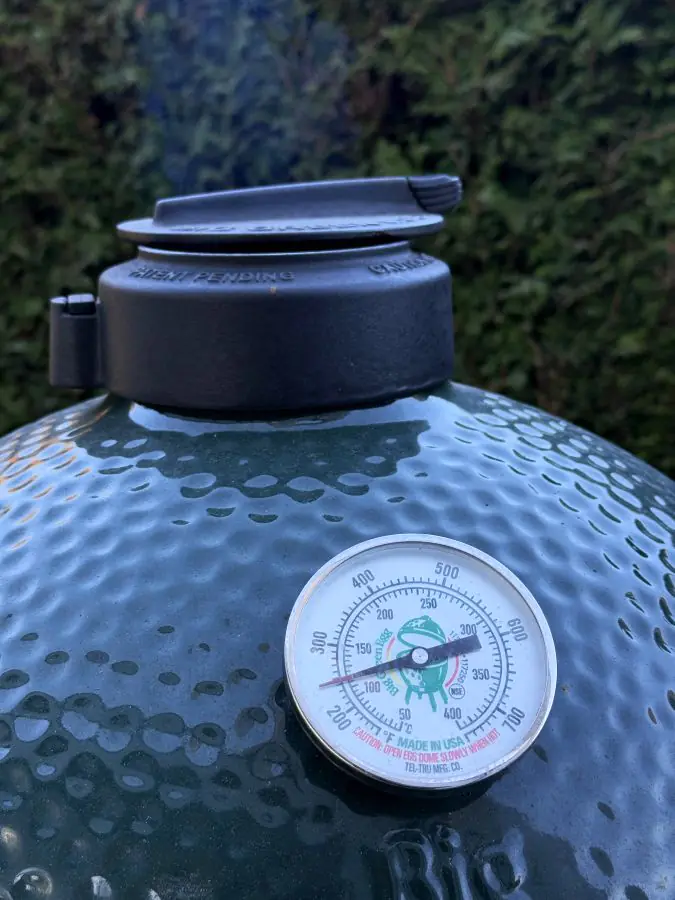Räuchern im Big Green Egg 4 Räuchern im Low & Slow Bereich bei 120°C