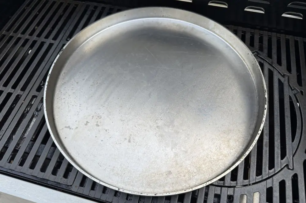 Bio-Chem Grillreiniger im BBQPit-Test 5 Die Plancha sieht nach der Reinigung aus wie neu