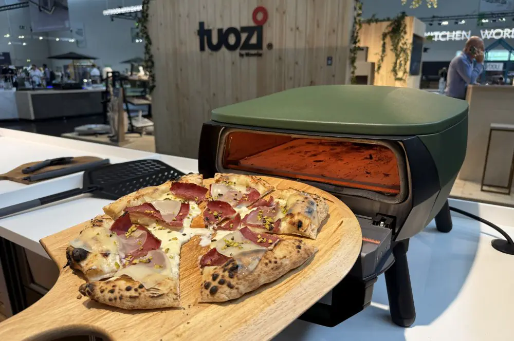 Grill-Neuheiten 2026 – Die heißesten Grilltrends der Spoga 23 Pizza aus dem neuen Witt Elektro-Pizzaofen