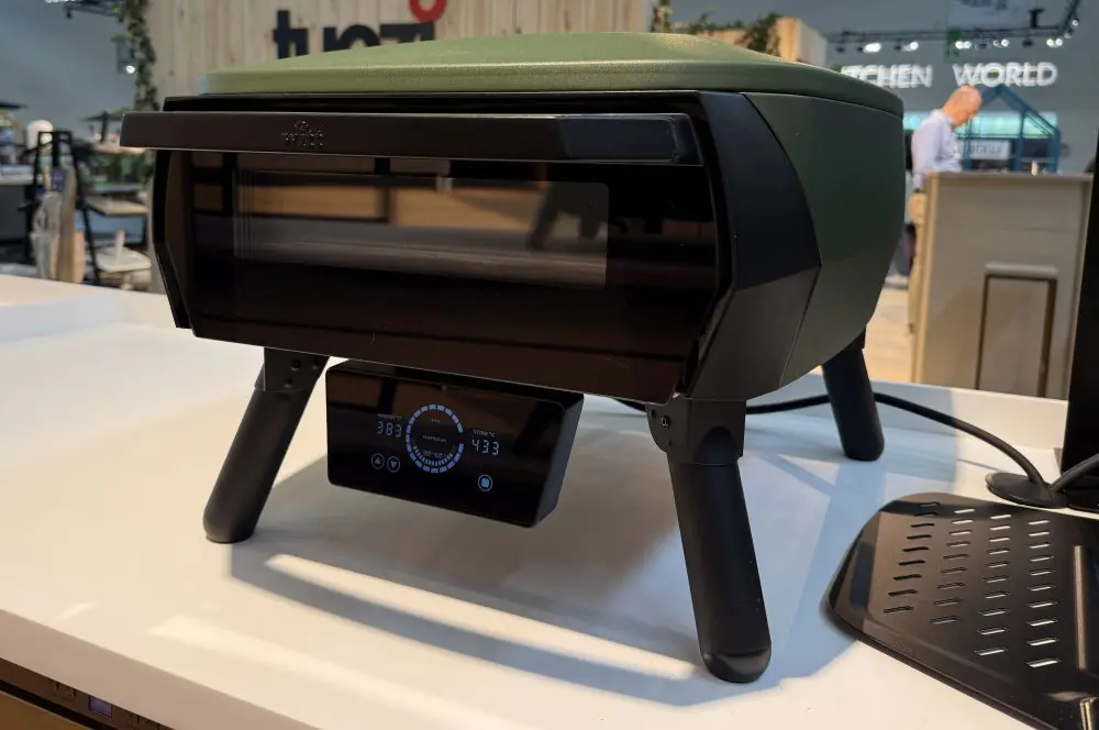 Grill-Neuheiten 2026 – Die heißesten Grilltrends der Spoga 24 Der Witt Elektro-Pizzaofen verfügt über eine Tür und ein digitales Display