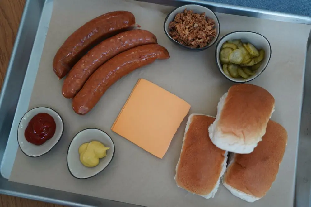 Hot Dogs aus dem Air Fryer 3 Alle Zutaten für Hot Dogs aus dem Air Fryer auf einen Blick