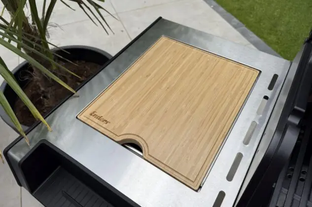 Enders UNIQ 4IK Cruster Gasgrill Test 08