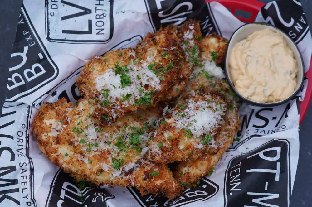 Parmesan-Hähnchen aus dem Air Fryer 7 Parmesan-Hähnchen aus dem Air Fryer