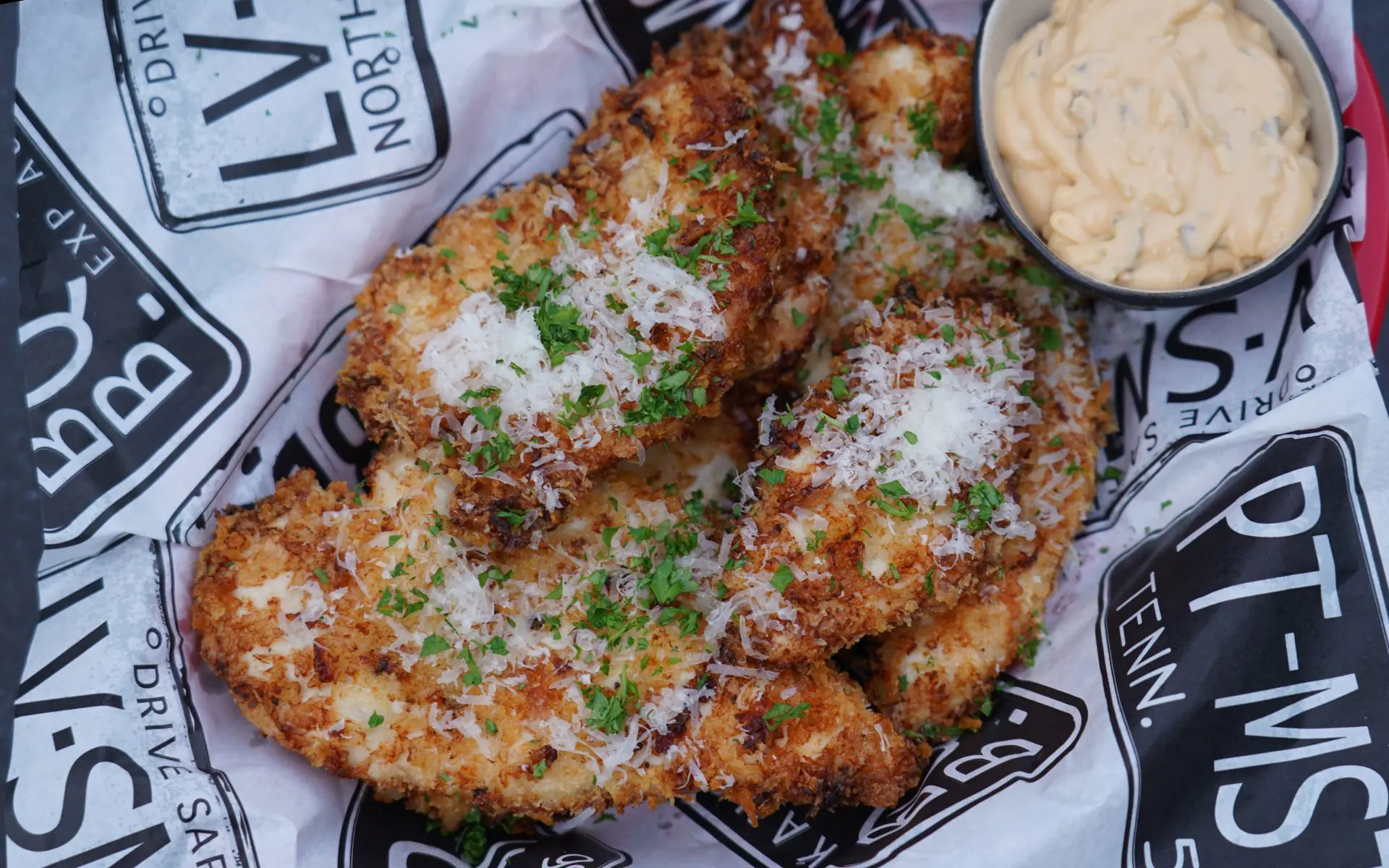 Parmesan-Hähnchen aus dem Air Fryer