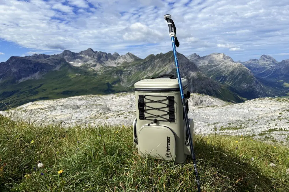 Mit dem Petromax Kühlrucksack in den Alpen