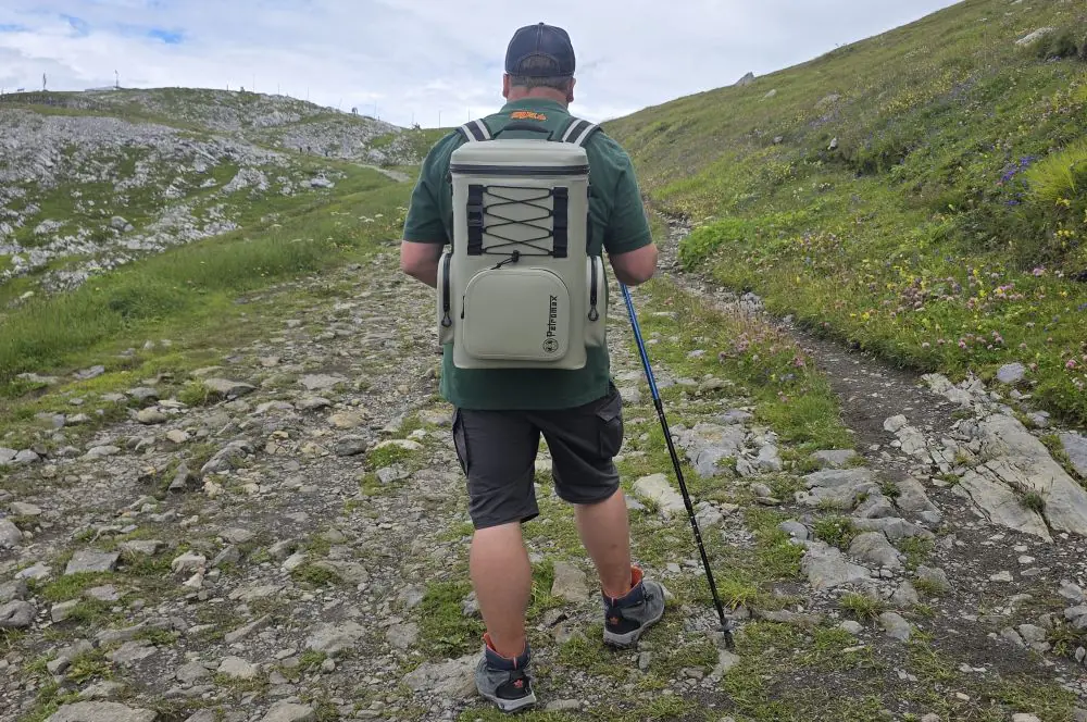 Mit dem 17 Liter Petromax Kühlrucksack auf Wanderung