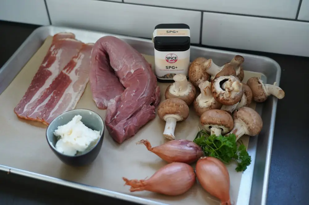 Gefülltes Schweinefilet aus der Heißluftfritteuse 3 Alle Zutaten für gefülltes Schweinefilet aus der Heißluftfritteuse auf einen Blick