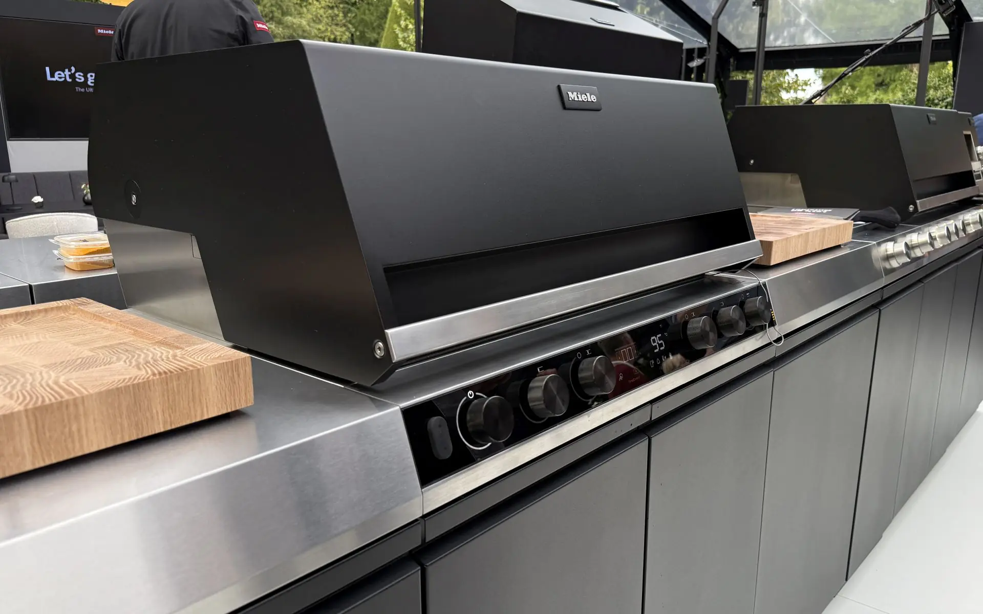 Miele Fire Pro IQ - Der smarte Miele Gasgrill