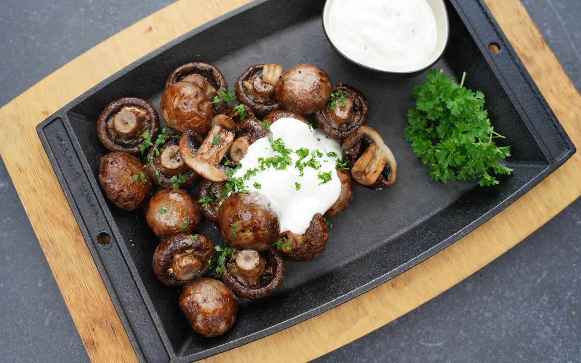 Weihnachtsmarkt-Champignons aus der Heißluftfritteuse