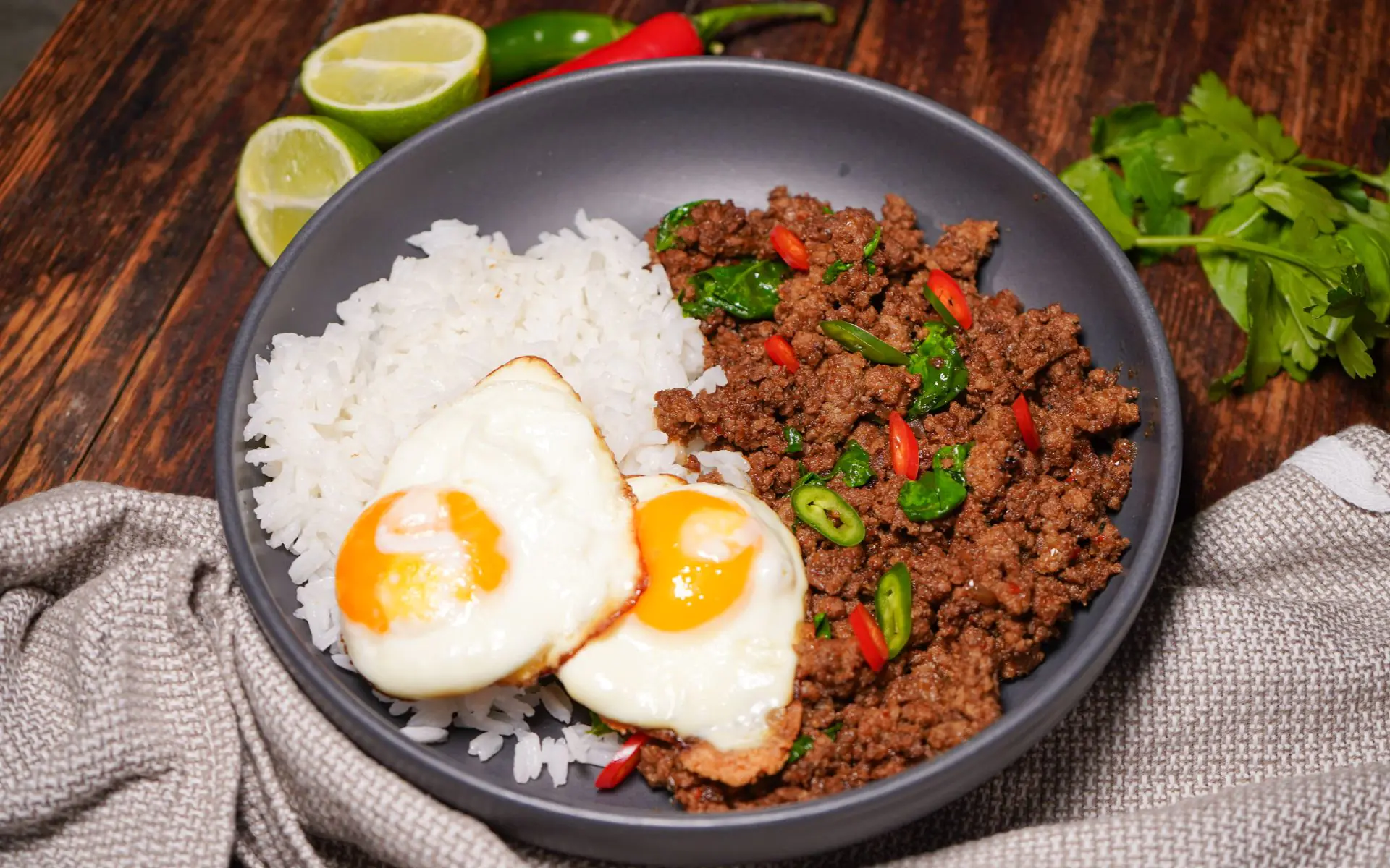 Gebratenes Thai-Hackfleisch