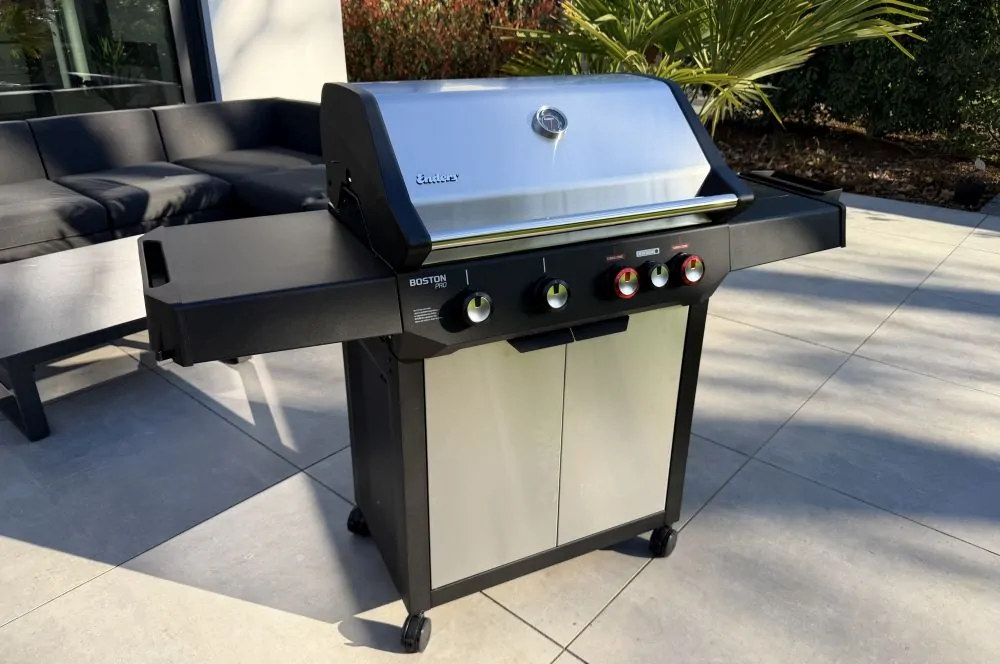 Der fertig audgebaute ALDI Gasgrill 2026