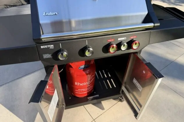 Enders Boston Pro 4 KR Turbo II Gasgrill 2026 ALDI Test 08