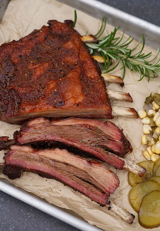 Wildschwein-Ribs vom Smoker