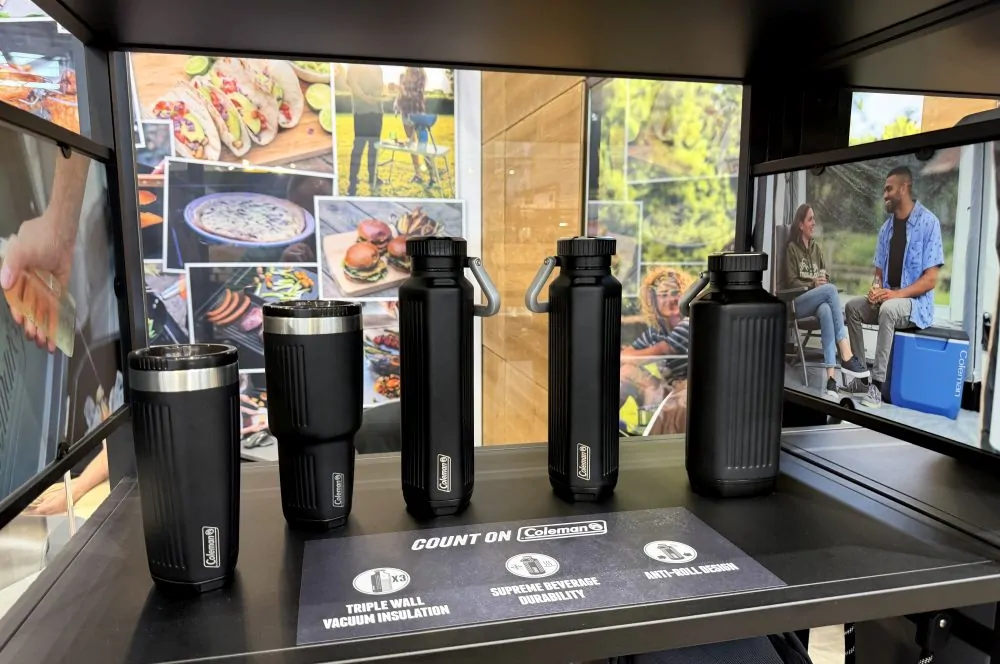 3-fach isolierte Thermobecher bei Campingaz