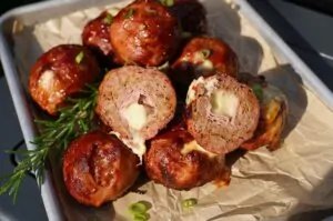 Cordon Bleu Moink Balls 08