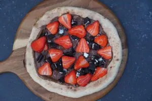 Pizza Erdbeere Oreo Nutella Dessertpizza 06