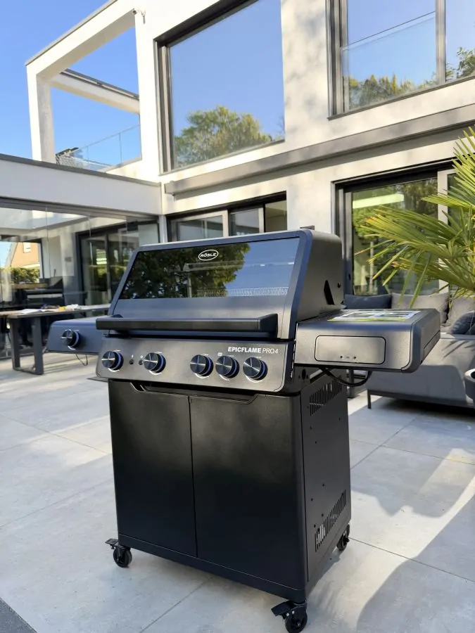 Rösle EPICFLAME Pro 4 Gasgrill im Test