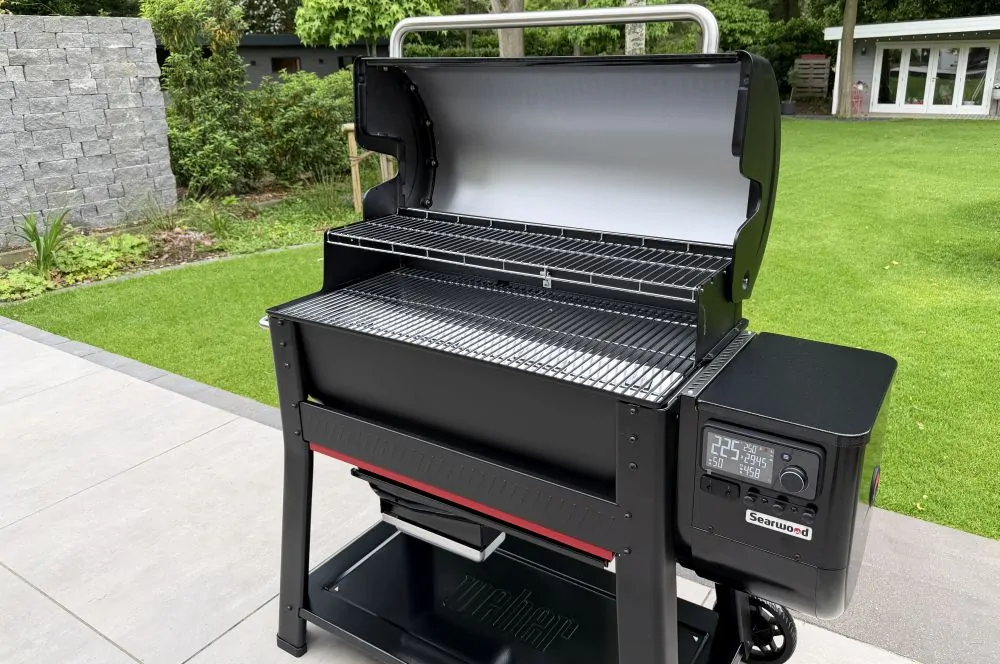 Weber Searwood XL Pelletgrill im Test 6 Die XL-Grillfläche des Searwoods ist beeindruckend