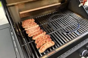Grevensteiner Bratwurstpfanne mit Bierzwiebeln 9 Grevensteiner Bratwurstpfanne Bierzwiebeln Roestkartoffeln 06