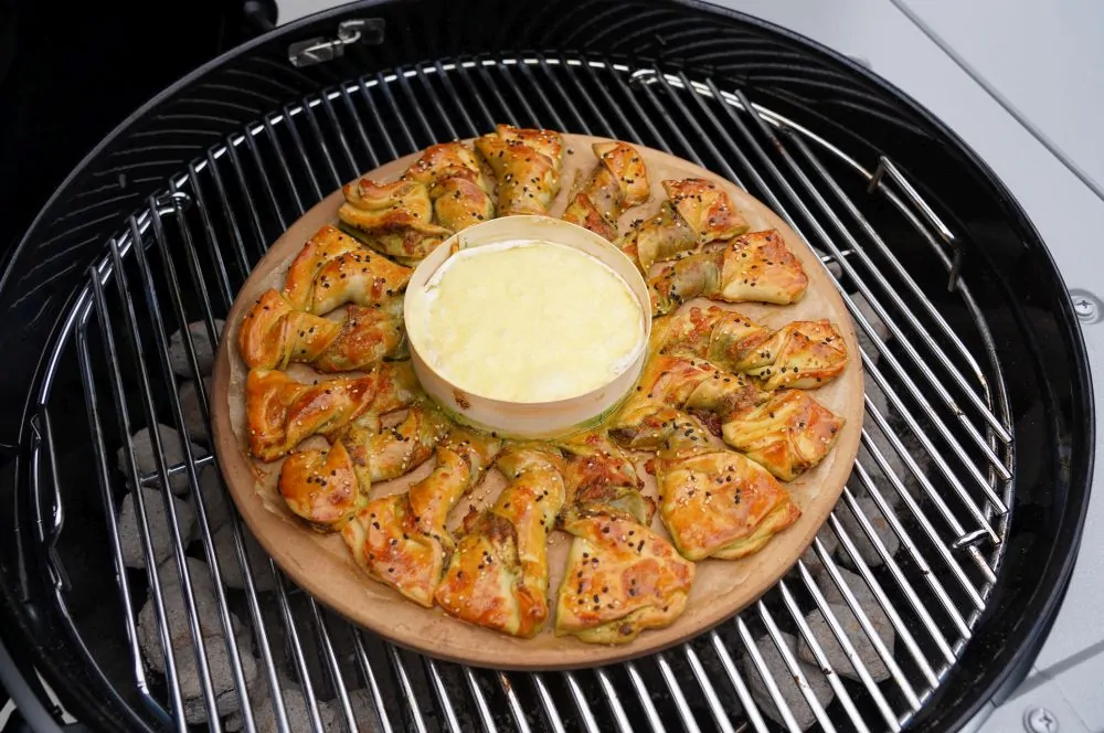 Nach rund 20 Minuten ist die Ofenkäse-Pizzasonne fertig