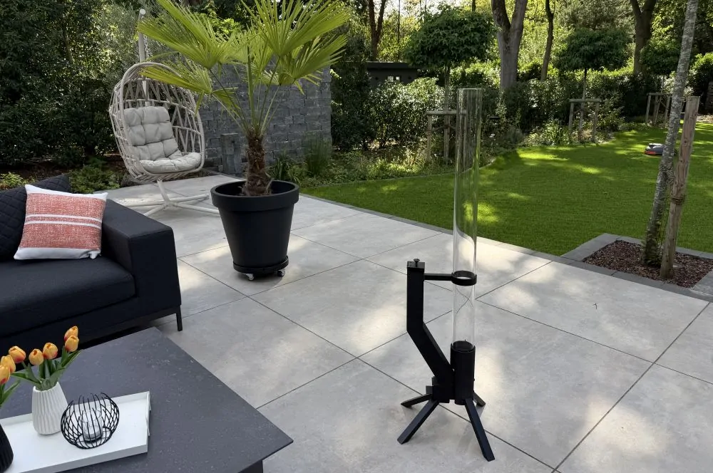 Das Gardenflare Feuerrohr Klassik ist in wenigen Minuten aufgebaut