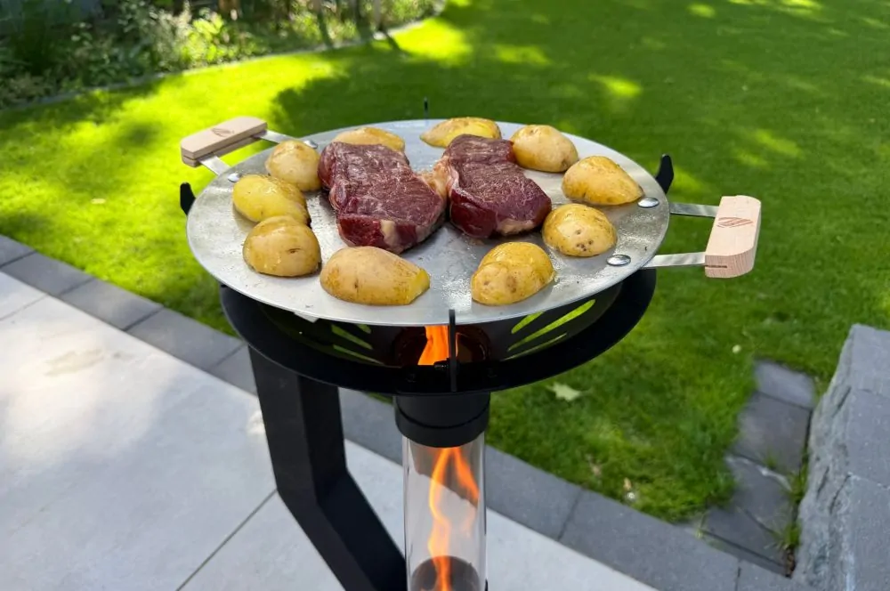 Der Gardenflare Grillaufsatz im Einsatz
