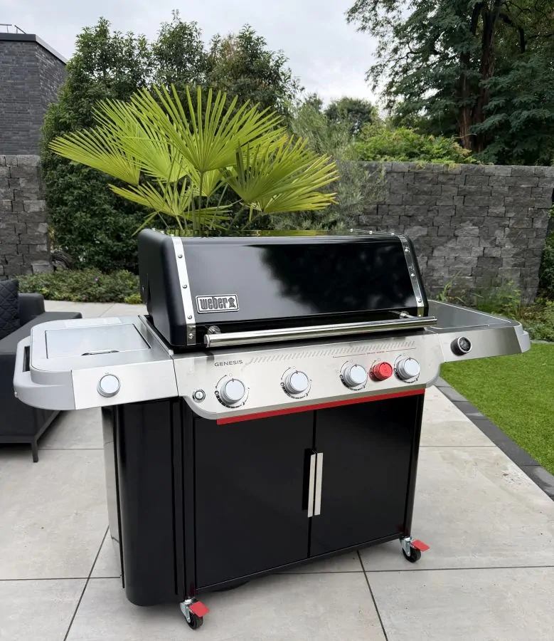 Weber Genesis EPX-435W Gasgrill im Test 5 Der Weber Genesis EPX-435W in voller Pracht