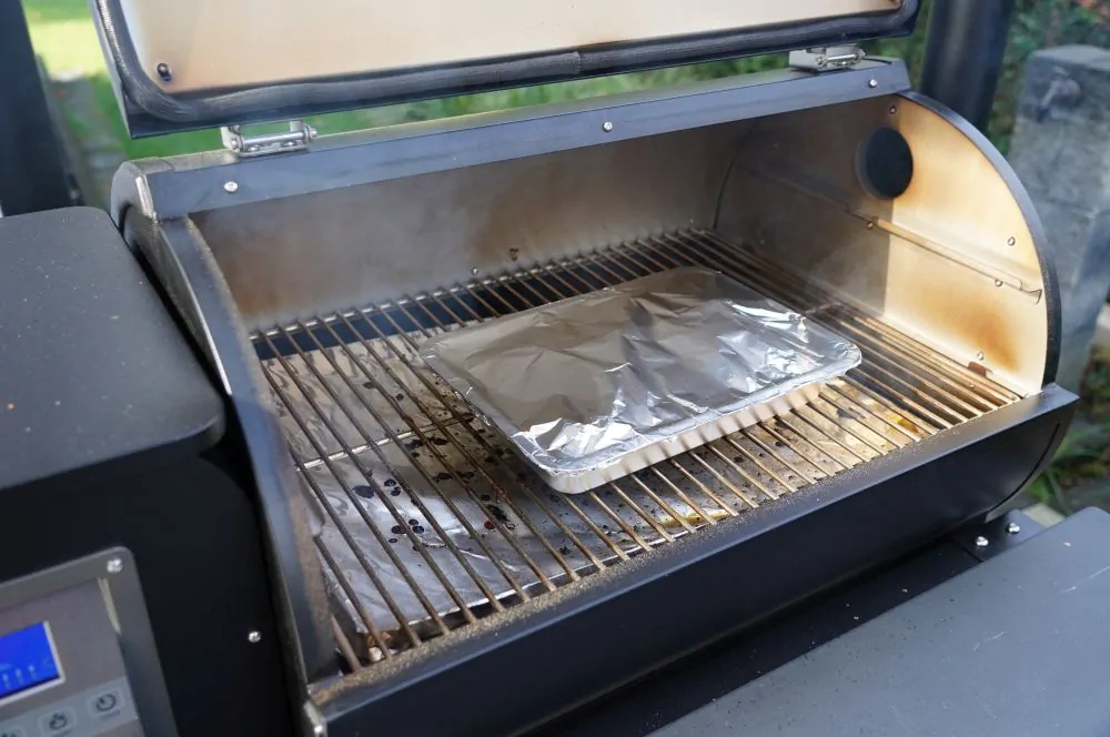 Die Beer Burnt Ends werden gedämpft
