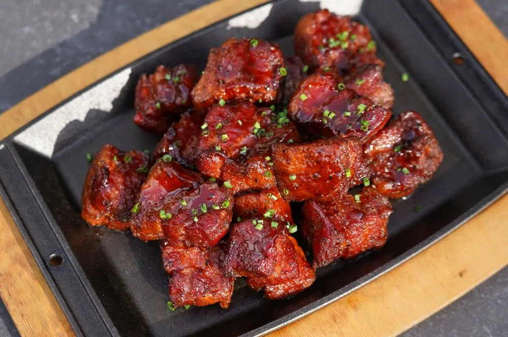 Beer Burnt Ends - Schweinebauch mit BBQ-Bier-Glasur