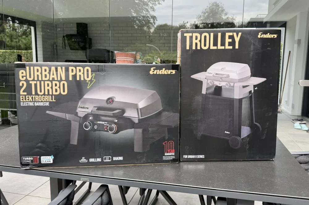 So wird der Enders eURBAN Pro 2 Turbo Elektrogrill geliefert
